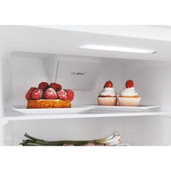 Réfrigérateur Combiné Encastrable Candy CBL3518E 263L